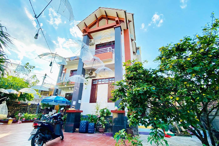 RiverView Homestay